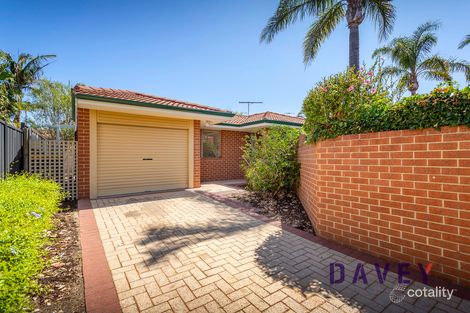 3/12 Lalor St, Scarborough, WA 6019