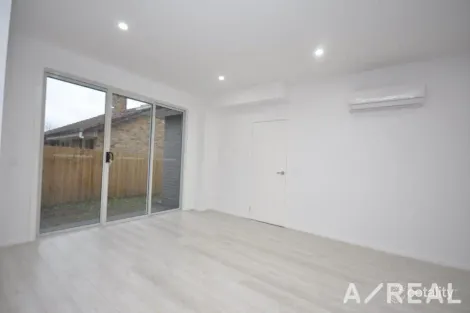 Property photo of 1/1023 Pascoe Vale Road Jacana VIC 3047