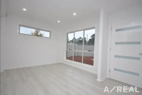 Property photo of 1/1023 Pascoe Vale Road Jacana VIC 3047