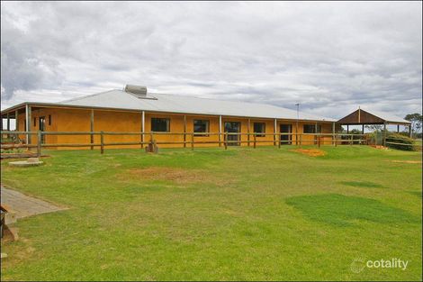 15 Ballak Pl, Oakford, WA 6121