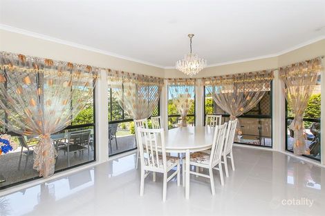 Property photo of 28 Oak Place Mackenzie QLD 4156