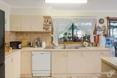 Property photo of 6 Mitchell Place Narooma NSW 2546