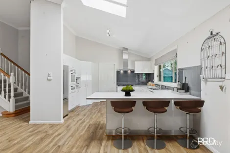 Property photo of 23 Syncarpia Way Winmalee NSW 2777