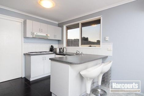 Property photo of 17 Marinda Drive Skye VIC 3977