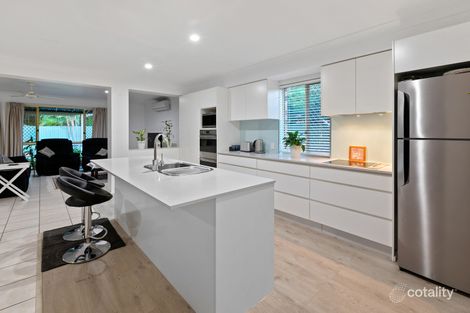 Property photo of 5 Bishop Place Coopers Plains QLD 4108