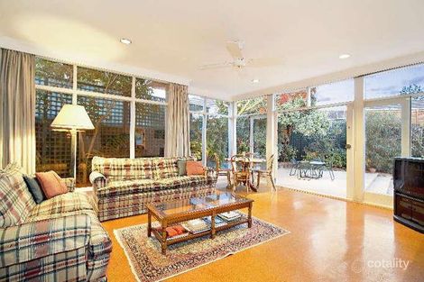 Property photo of 4 Bickleigh Court Glen Iris VIC 3146