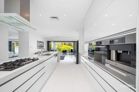 Property photo of 4001 The Boulevarde Benowa QLD 4217