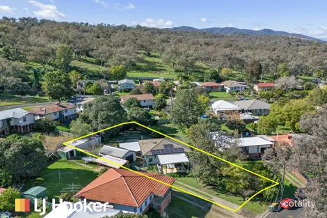 Property photo of 8 Fraser Crescent Oxley Vale NSW 2340
