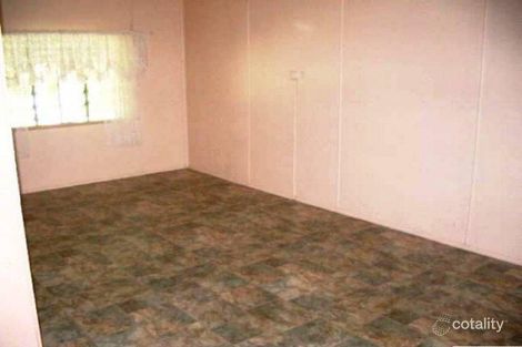 Property photo of 64 Downs Road Jarvisfield QLD 4807