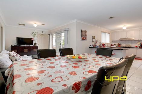 Property photo of 5 Chris Court Hillside VIC 3037