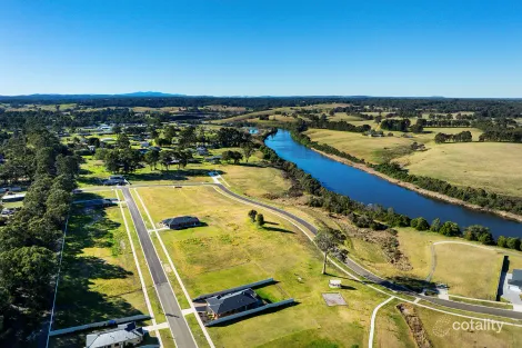 Property photo of 53 Whitworth Drive Nicholson VIC 3882