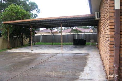 Property photo of 2/15 Larkspur Parade Metford NSW 2323