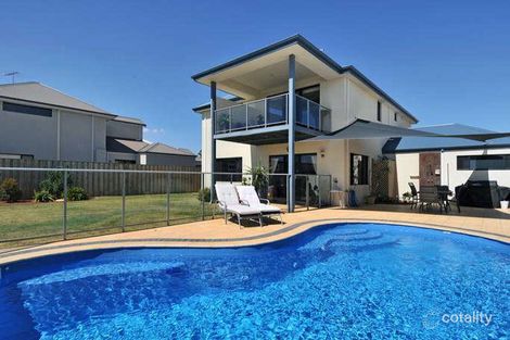 Property photo of 11 Bookleaf Loop Halls Head WA 6210