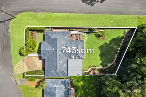Property photo of 1 Yirik Close Lisarow NSW 2250