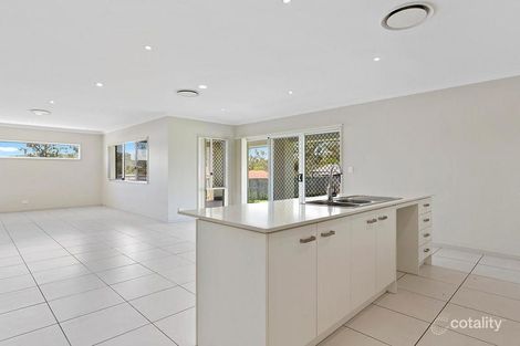Property photo of 3 Crystalwood Court Fernvale QLD 4306