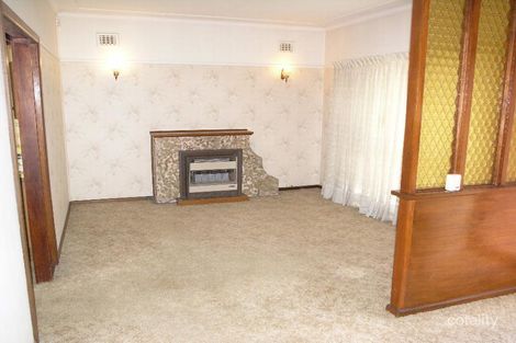 Property photo of 40 Noble Avenue Mount Lewis NSW 2190