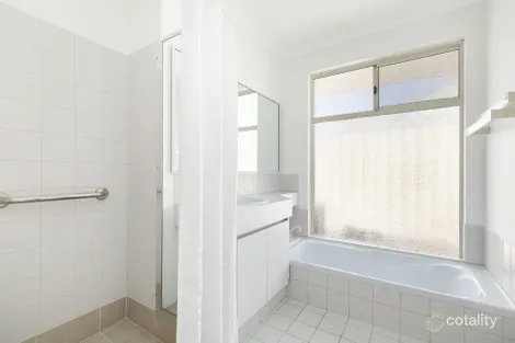 Property photo of 67 The Avenue Warnbro WA 6169