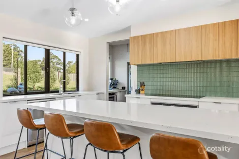Property photo of 6 Faheys Road Gordon VIC 3345