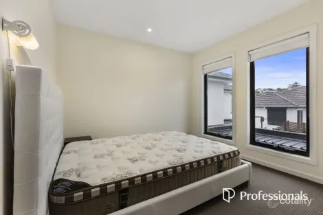 Property photo of 2/71 Atkinson Street Chadstone VIC 3148
