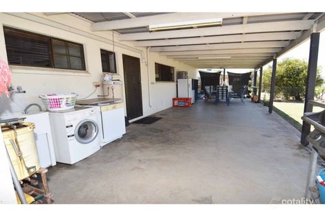 Property photo of 28 Kirkbride Street Mosman Park QLD 4820