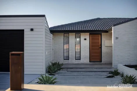 21 Smith St, West Beach, WA 6450