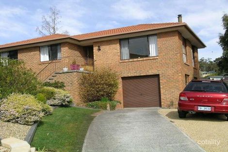 6 Cuthbertson Pl, Lenah Valley, TAS 7008