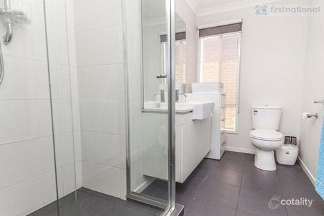 Property photo of 5 Hues Street Mickleham VIC 3064