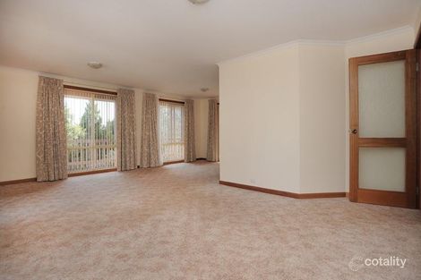 Property photo of 19 Jacaranda Drive Jerrabomberra NSW 2619