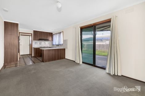 Property photo of 24 Baguley Crescent Kings Park VIC 3021
