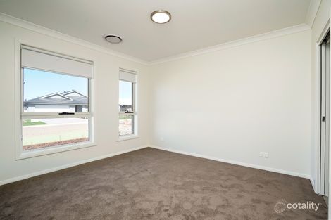 Property photo of 7 Marine Court Dubbo NSW 2830