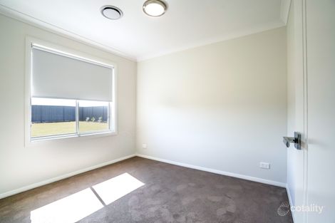 Property photo of 7 Marine Court Dubbo NSW 2830