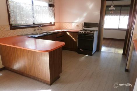 Property photo of 25 Robyn Avenue Albanvale VIC 3021