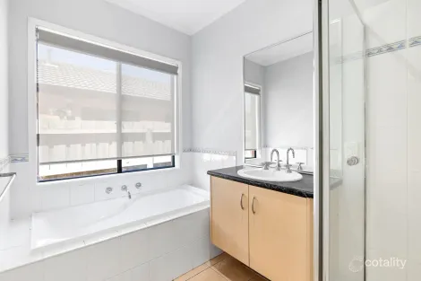 Property photo of 7 Danawa Drive Torquay VIC 3228