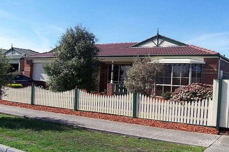 6 Tracey Dr, Cranbourne West, VIC 3977