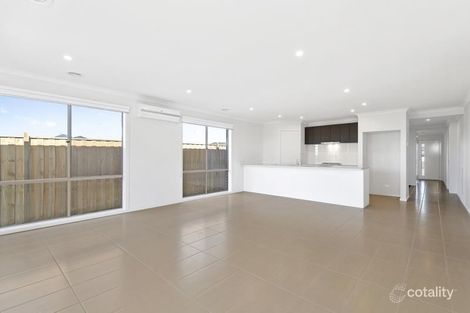 Property photo of 144 Thoroughbred Drive Clyde North VIC 3978