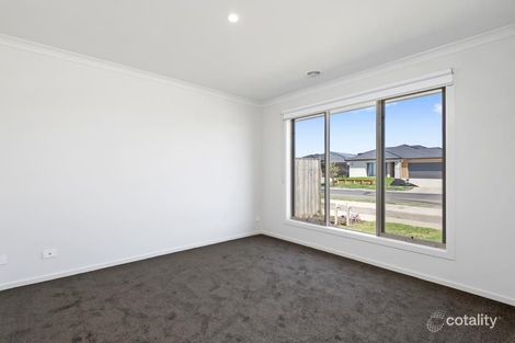 Property photo of 144 Thoroughbred Drive Clyde North VIC 3978