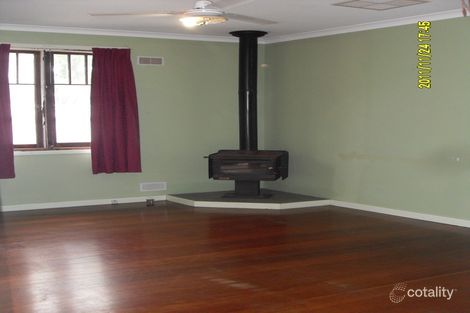 Property photo of 3 Koolgoo Way Koongamia WA 6056