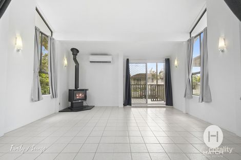 Property photo of 44 Rholanda Crescent Springwood QLD 4127