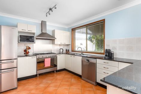 Property photo of 18 Gibbs Place St Helens Park NSW 2560