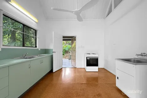 Property photo of 39 Hayles Avenue Arcadia QLD 4819