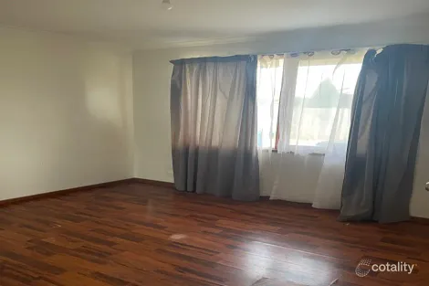 Property photo of 17 Narellan Drive Hampton Park VIC 3976
