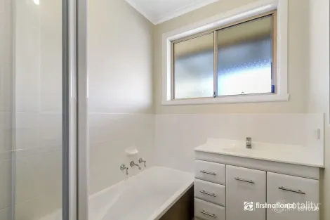 Property photo of 40 Booth Street Morwell VIC 3840