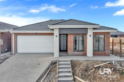 Property photo of 30 Poyner Circuit Mickleham VIC 3064