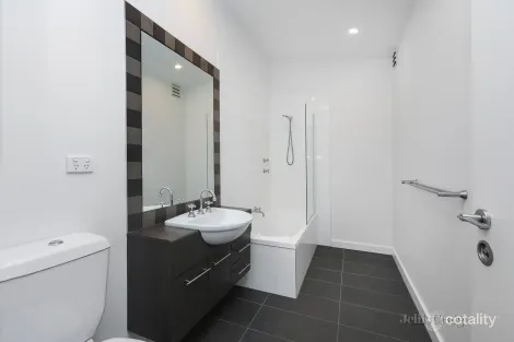 Property photo of 7/163-171 St Georges Road Northcote VIC 3070