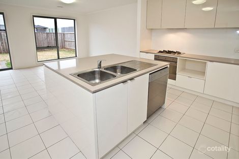 Property photo of 39 Brunton Crescent Mulgrave VIC 3170