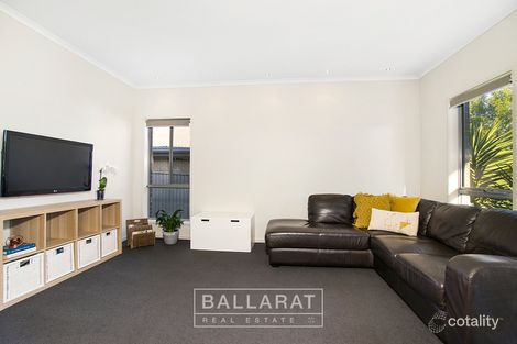 Property photo of 7 Oxley Bend Alfredton VIC 3350