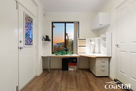 Property photo of 27 Three Bears Loop Secret Harbour WA 6173