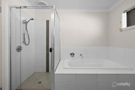Property photo of 65 Huntley Crescent Redbank Plains QLD 4301