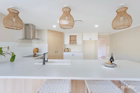 Property photo of 12 Sterling Way Hamlyn Terrace NSW 2259