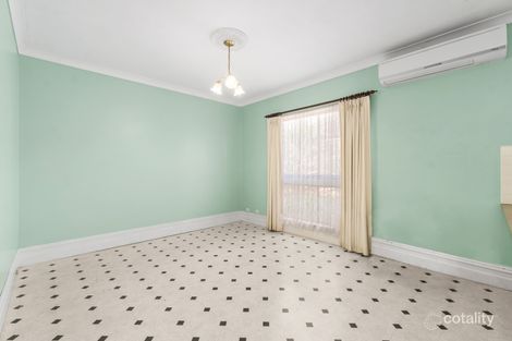 Property photo of 3 Queen Street Colac VIC 3250